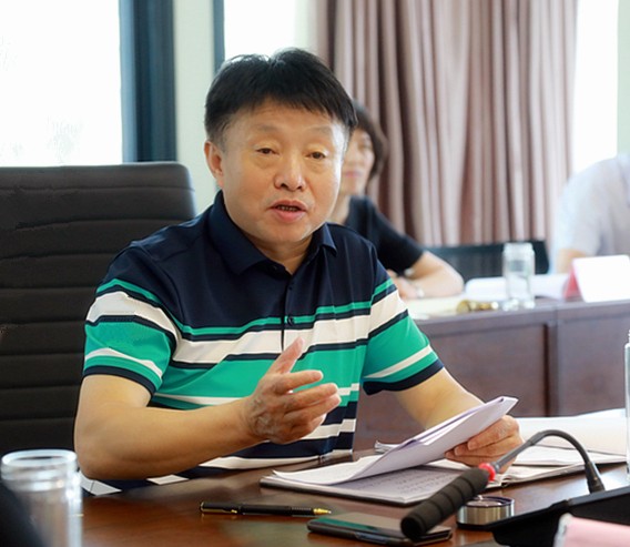 uwin电竞集团举行“不忘初心、切记使命”主题教育第二次集中学习钻研