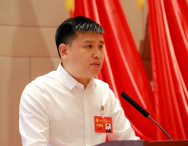 号外！uwin电竞集团第一次党代会胜利召开