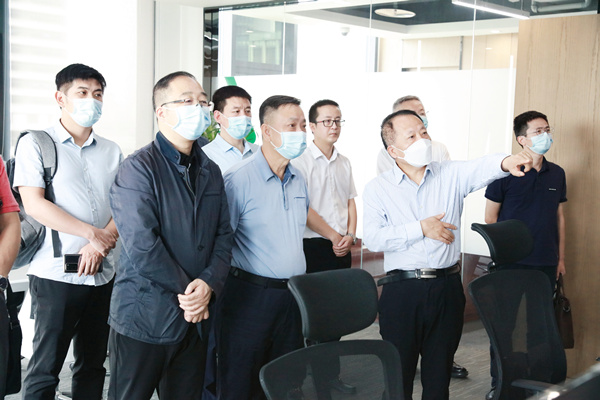 海南省政协副主席、民进海南省委会主委史贻云到秦创原uwin电竞集团立异中心调研