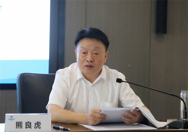 uwin电竞集团召开稳增添防风险强作风发动会